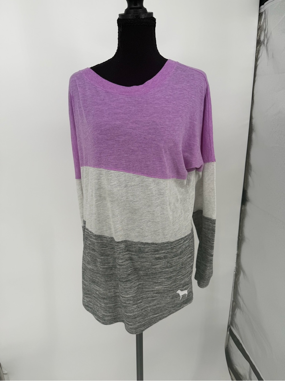 Soft Colorblock Pullover Top -‎ Lavender, Light Gray & Charcoal